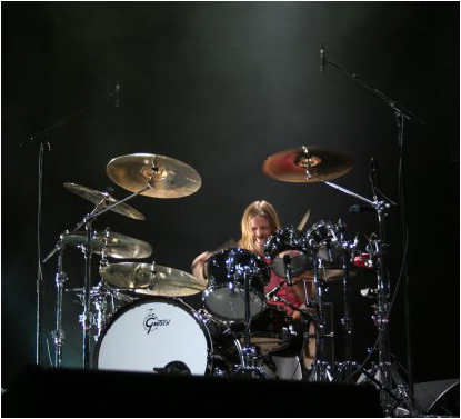 dave grohl drumming